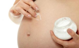 Cuidados para evitar estrias na gravidez