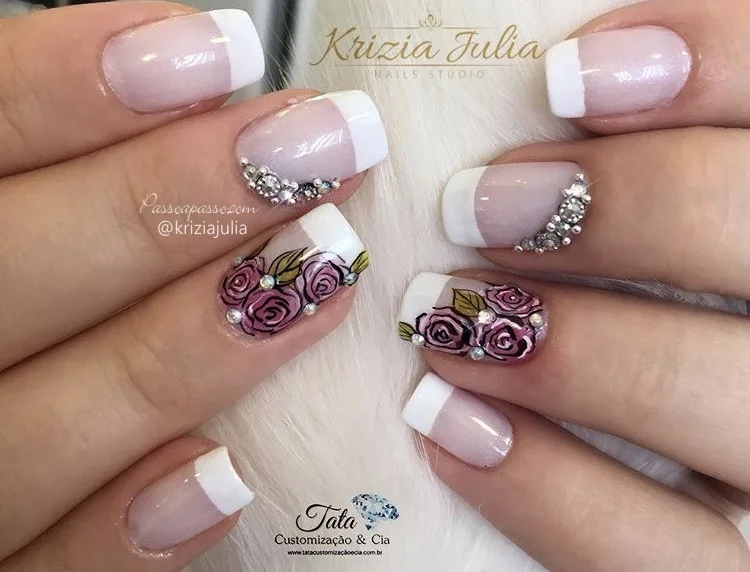 Unhas decoradas com flores e francesinha: Passo a passo e fotos!